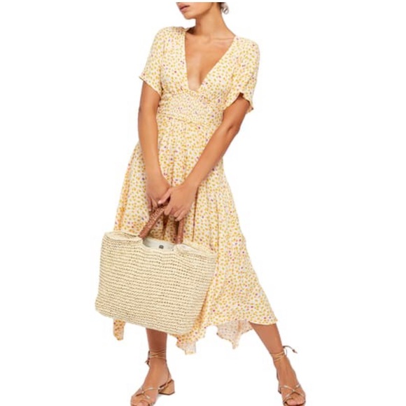 Free People Dresses & Skirts - Free People In Full Bloom Floral V-neck Midi Dress